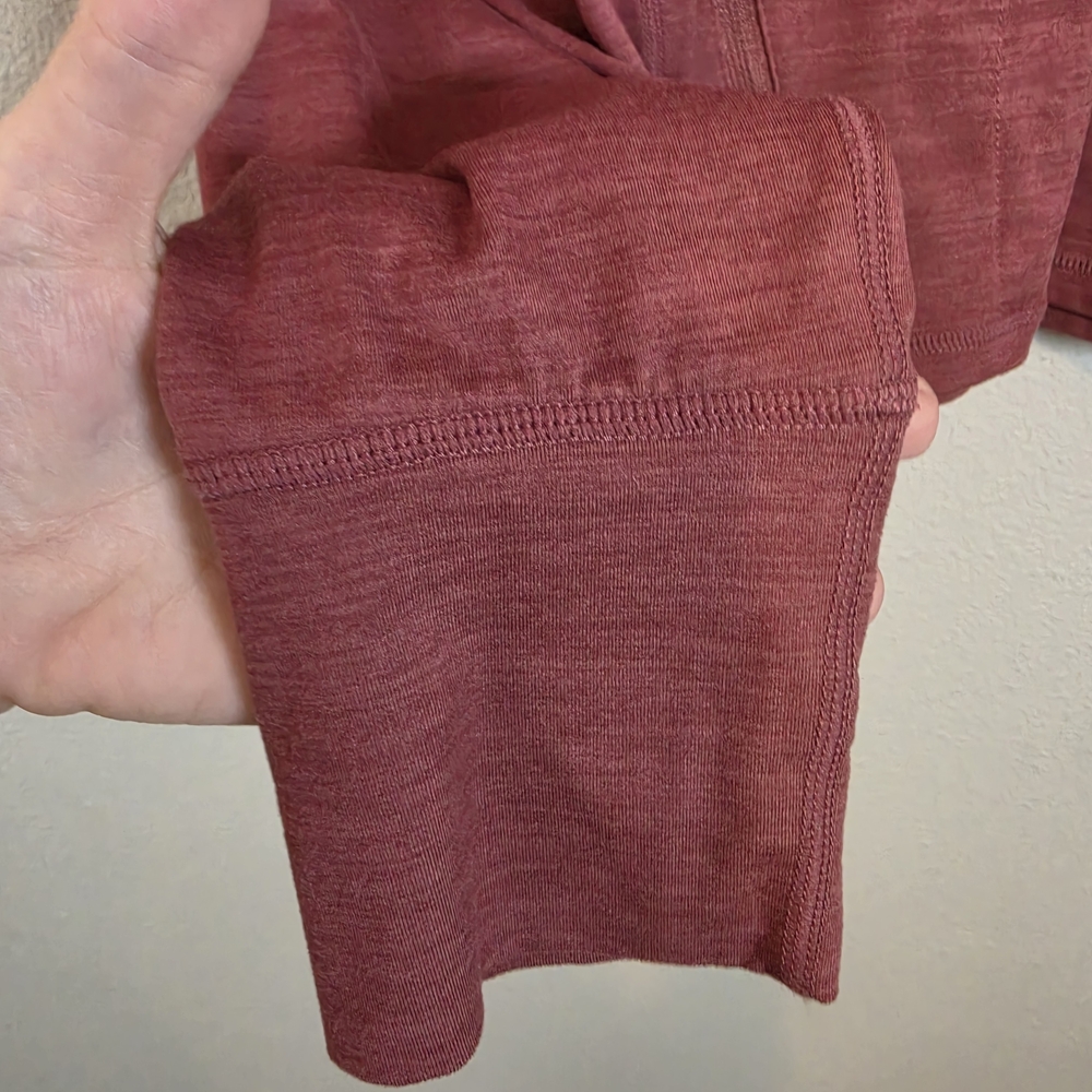 Vuori Crescent Half Zip Heathered Red Pullover Large Athleisure Yoga Performance - Picture 6 of 8